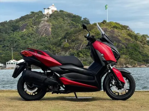Yamaha XMAX ABS