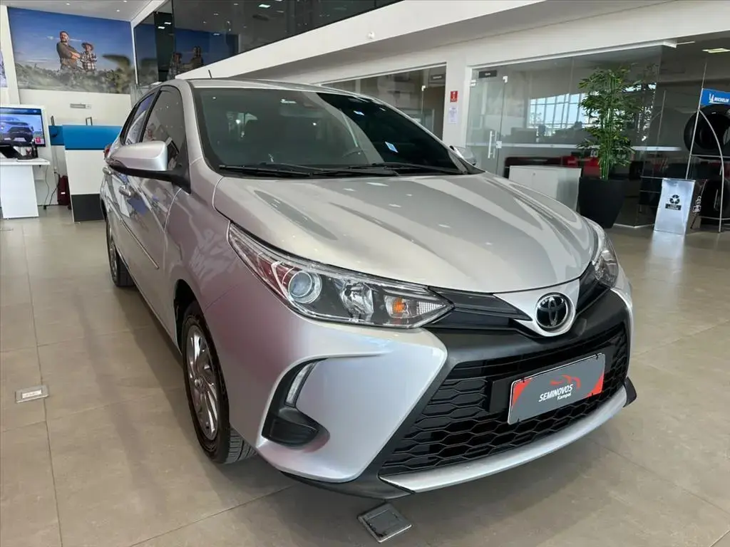 galeria YARIS
