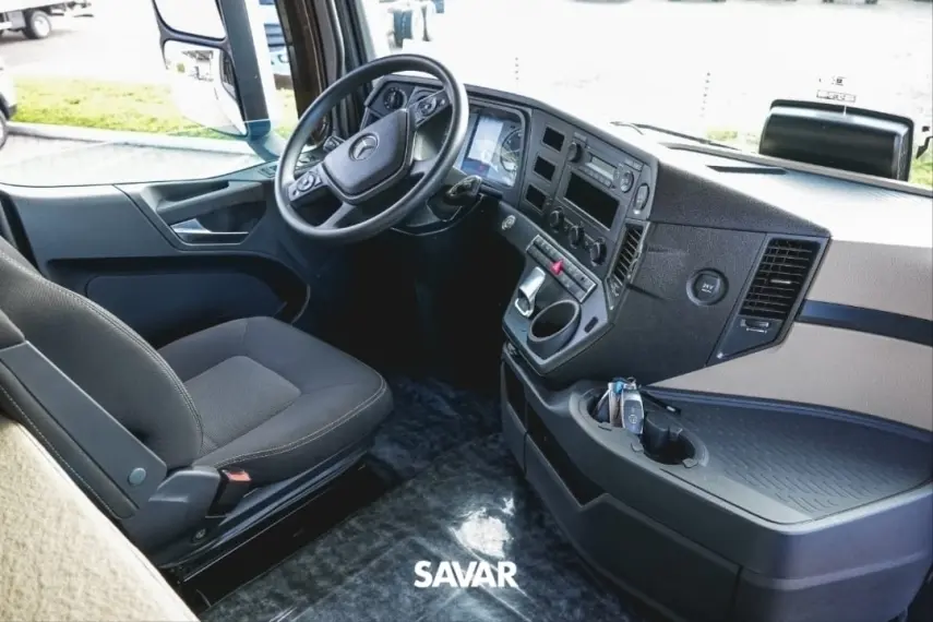 galeria Actros 2553