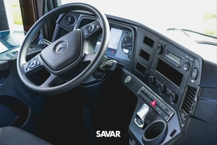 galeria Actros 2553