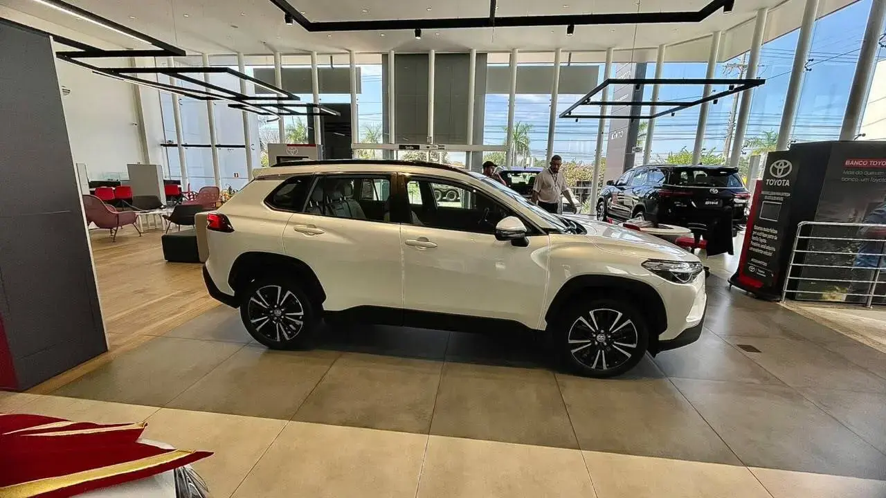 galeria COROLLA CROSS XRX