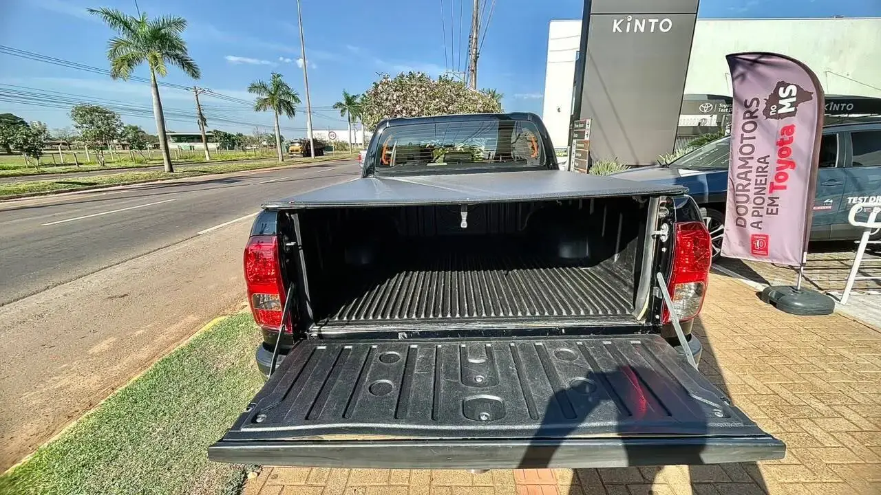 galeria HILUX SRV 4X4 2.8