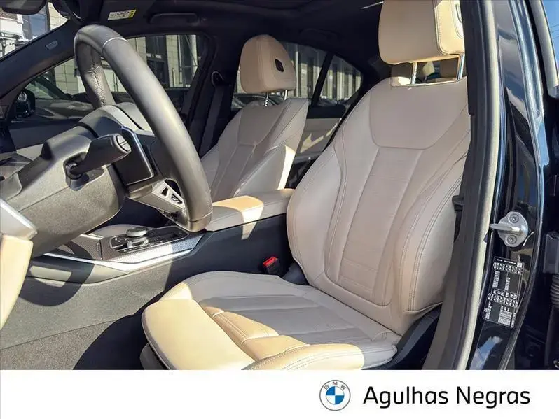 galeria 320I