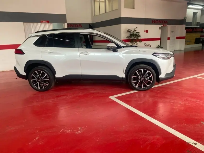 galeria COROLLA CROSS