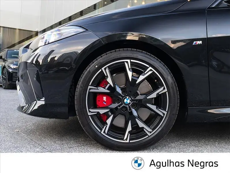 galeria M 235I
