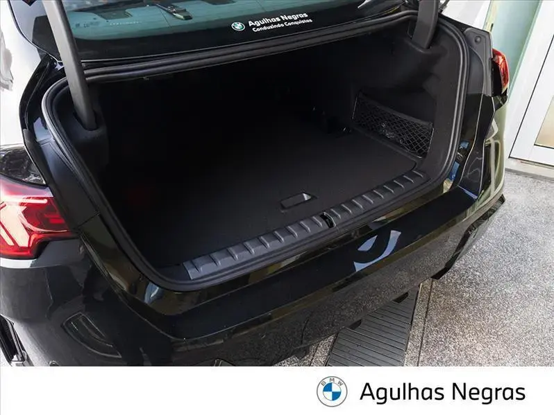 galeria M 235I