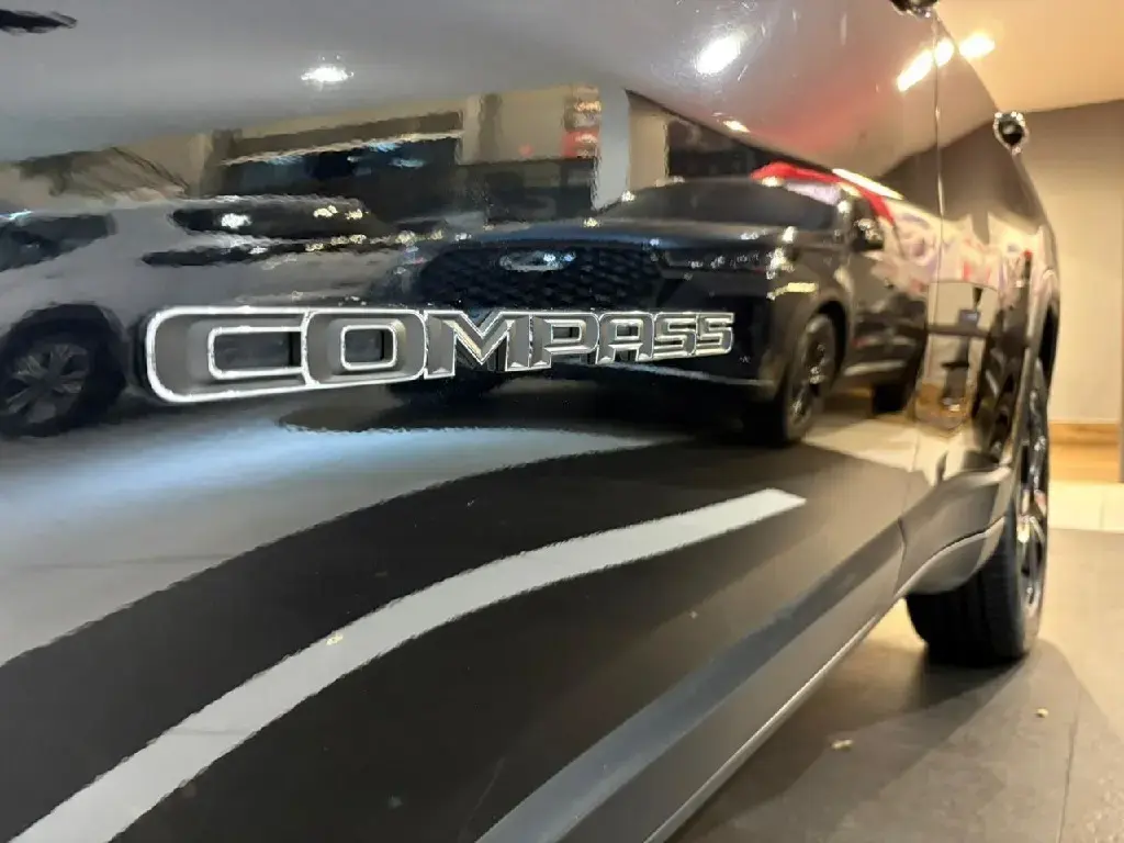 galeria COMPASS