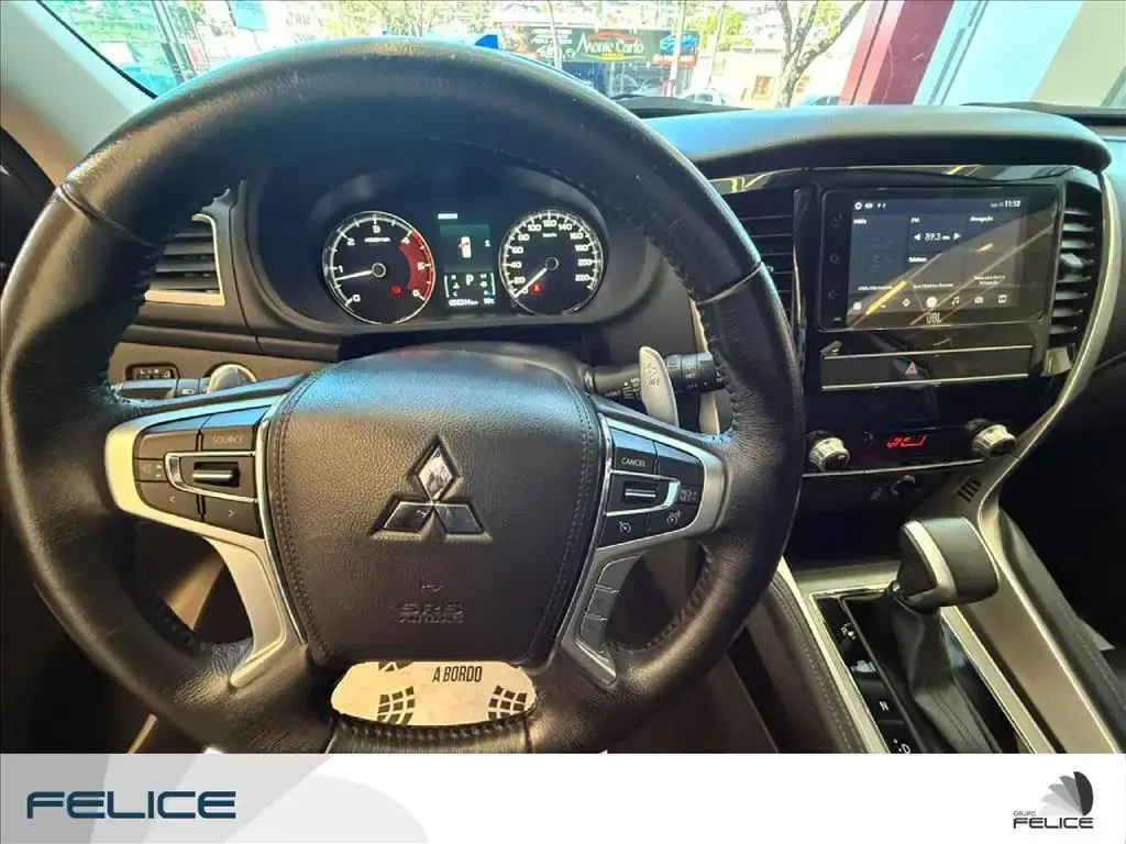 galeria PAJERO SPORT