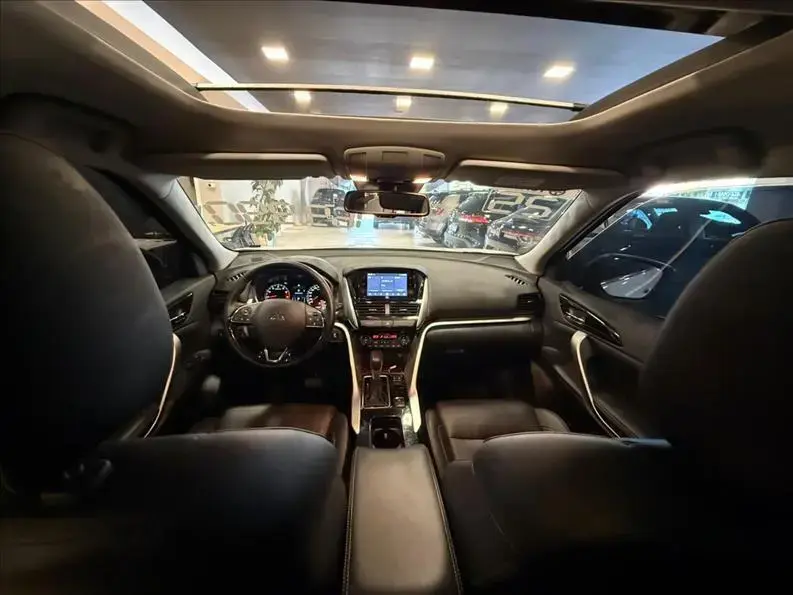 galeria ECLIPSE CROSS