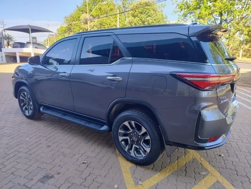 galeria HILUX SW4