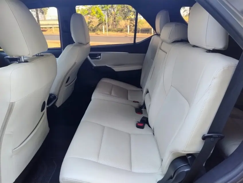 galeria HILUX SW4