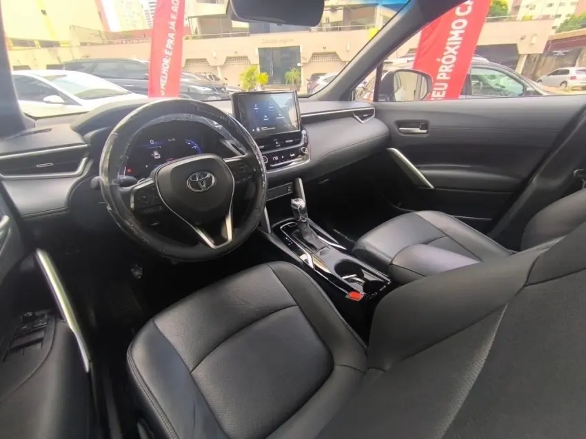 galeria COROLLA CROSS