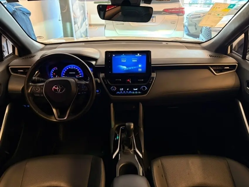 galeria COROLLA CROSS