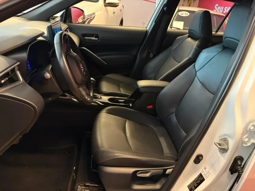 galeria COROLLA CROSS