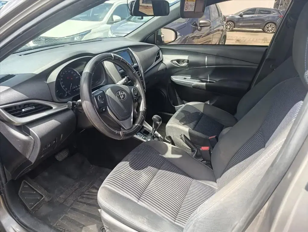 galeria YARIS
