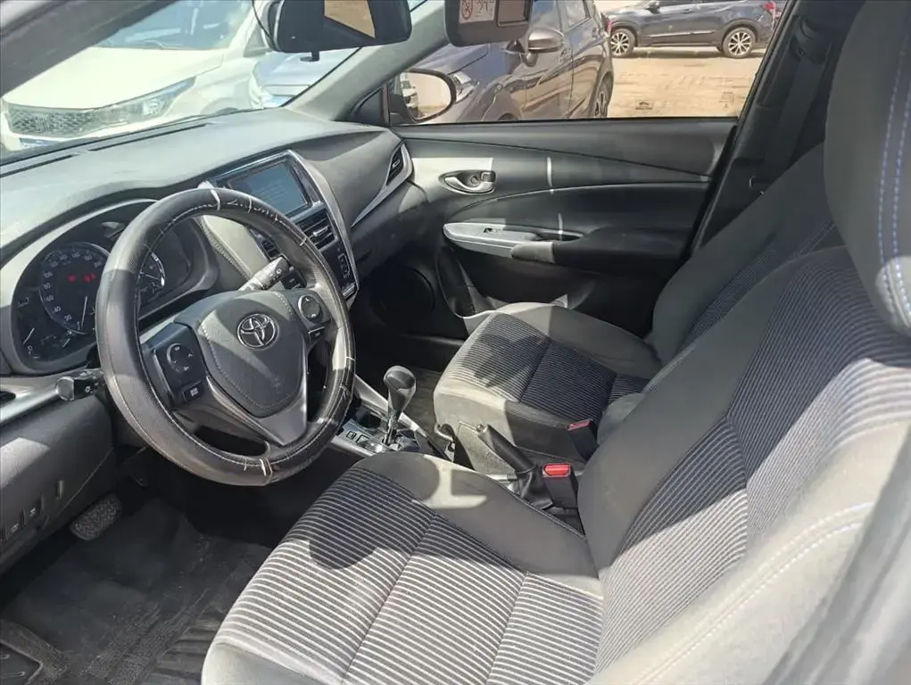 galeria YARIS