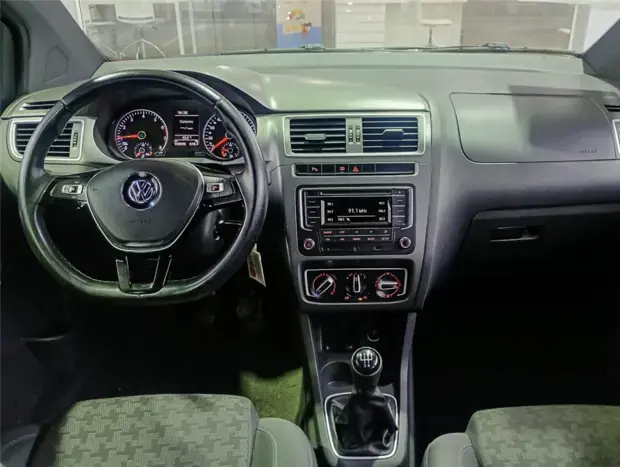 Volkswagen FOX 1.0 MPI TRACK 12V FLEX 4P MANUAL