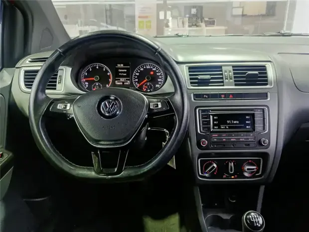 Volkswagen FOX 1.0 MPI TRACK 12V FLEX 4P MANUAL