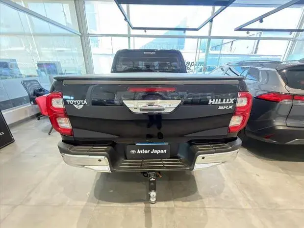 Toyota HILUX 2.8 D-4D TURBO DIESEL CD SRX 4X4 AUTOMÁTICO