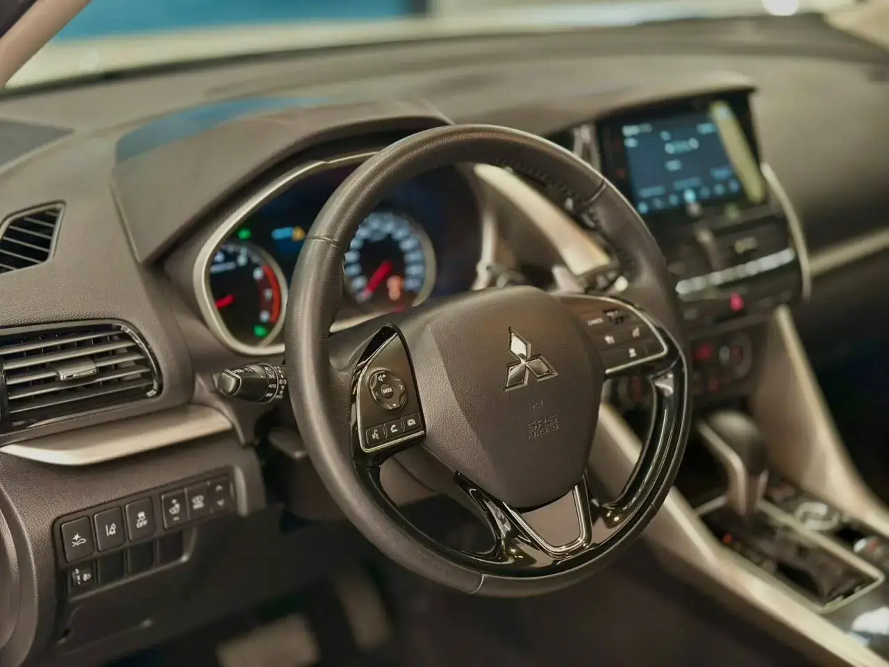 galeria Eclipse Cross
