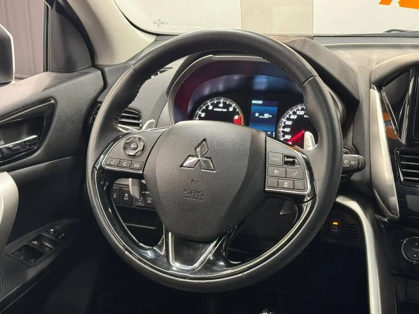 galeria Eclipse Cross