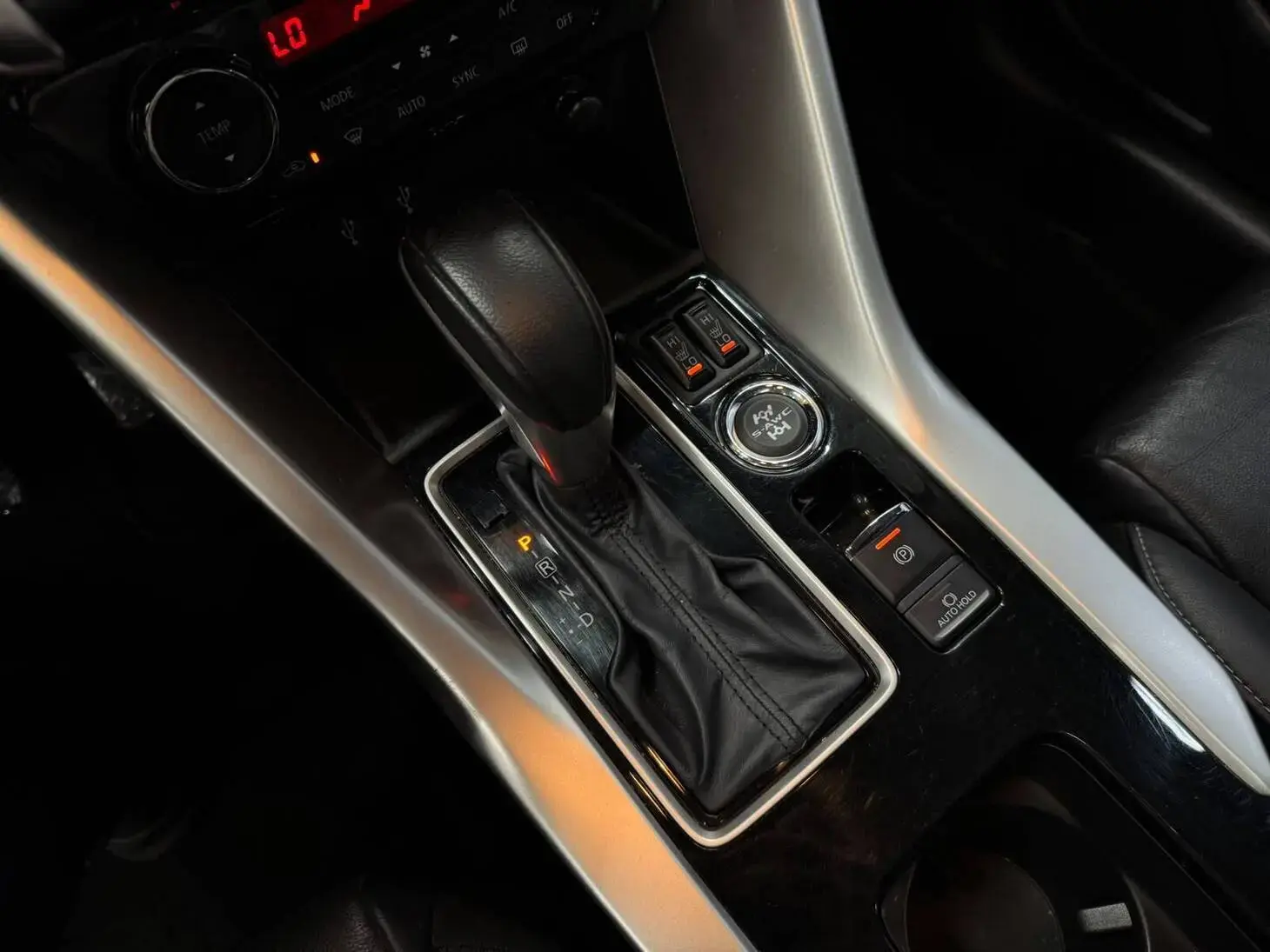 galeria Eclipse Cross