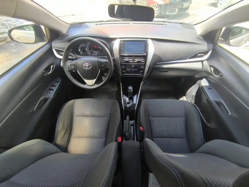 galeria YARIS