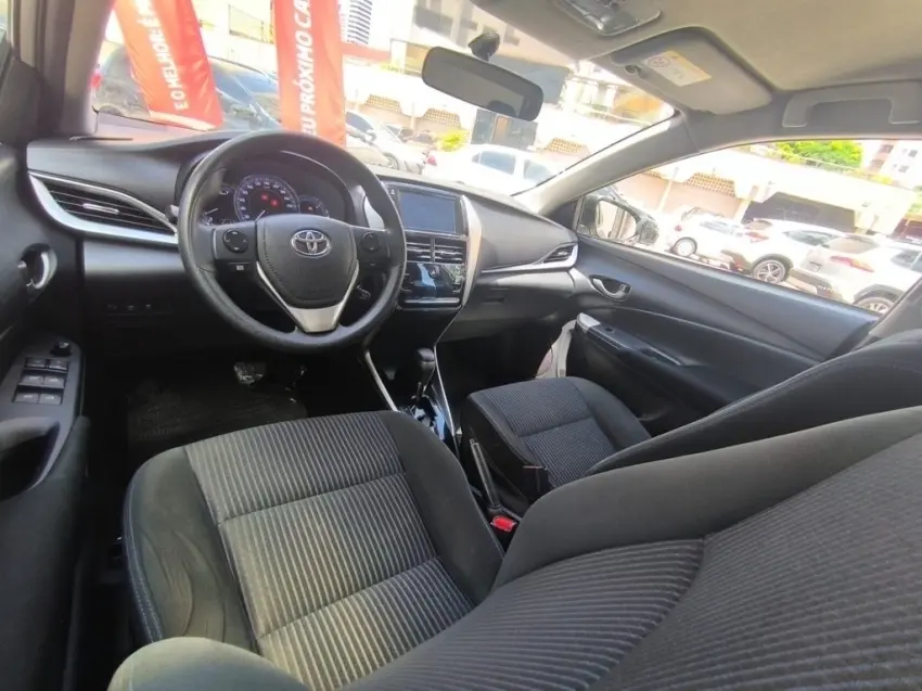 galeria YARIS