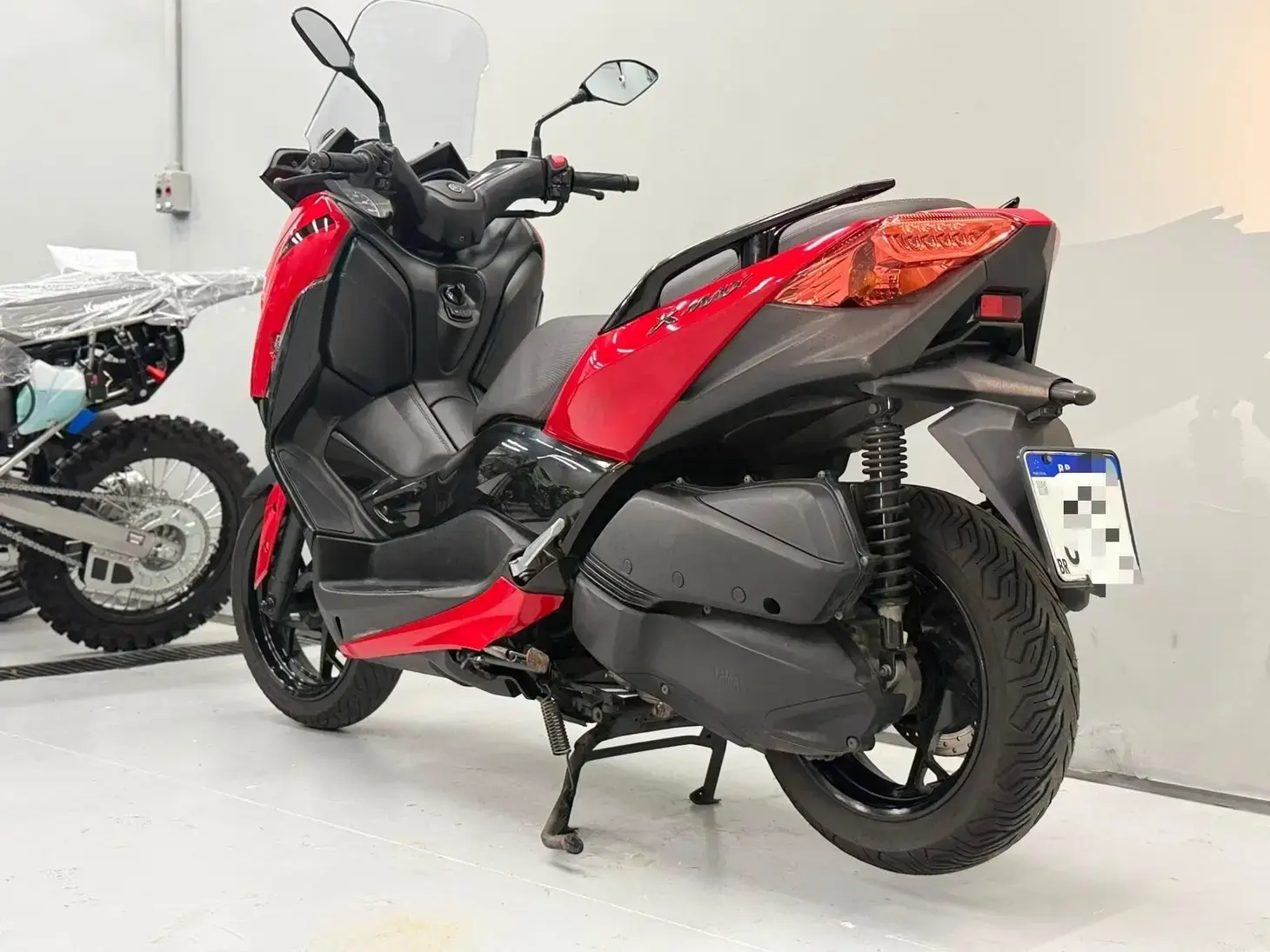 galeria XMAX 250 ABS