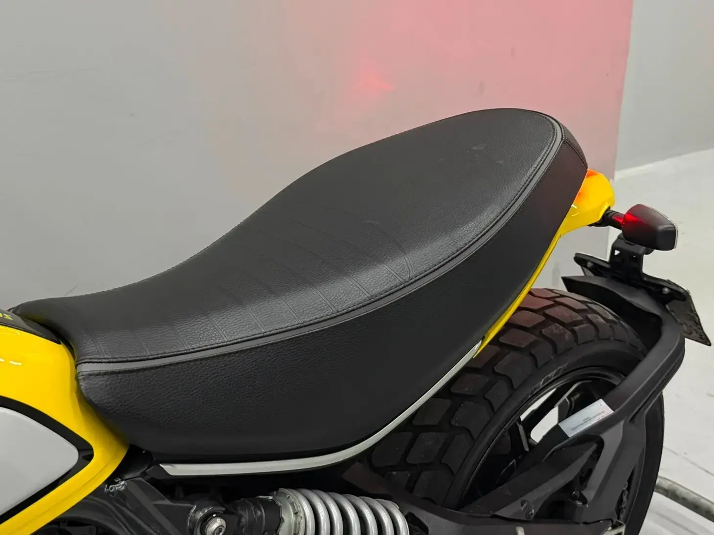galeria SCRAMBLER ICON 800cc