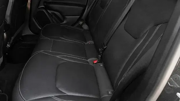 Jeep Renegade Longitude T270 1.3 Turbo 4x2