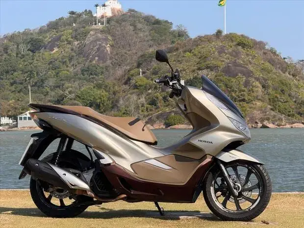 Honda PCX DLX