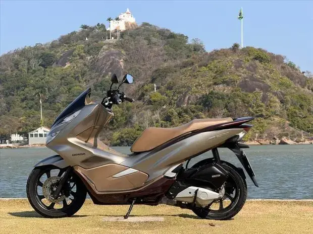 Honda PCX DLX