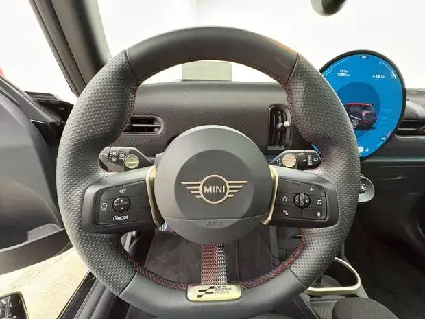 Mini John Cooper Works 2.0 Turbo AT