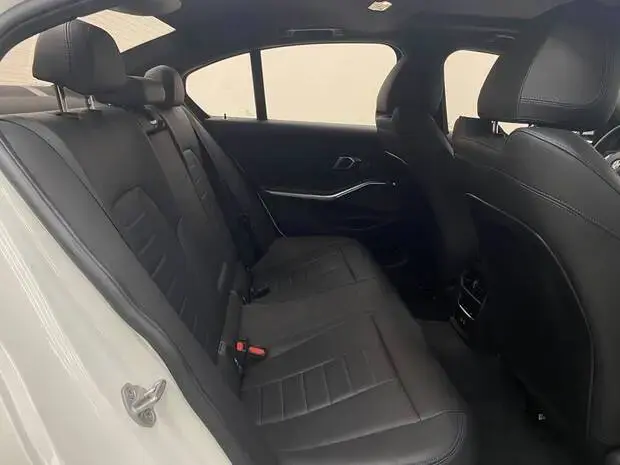 Bmw 320i M Sport 2.0 Turbo (Aut.)
