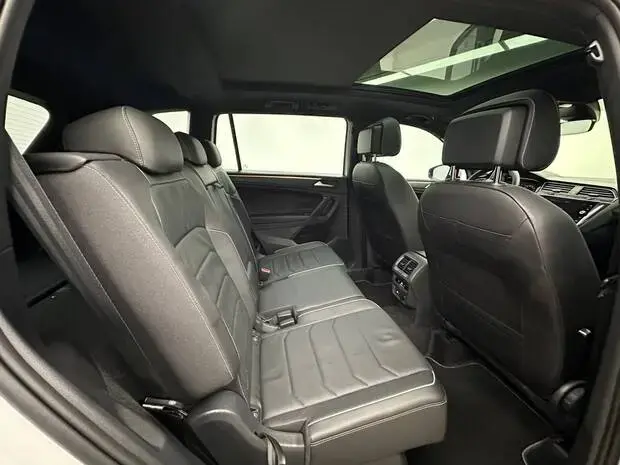 Volkswagen Tiguan Allspace R-Line 2.0 TSi