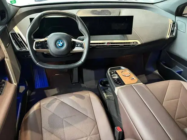 Bmw iX xDrive40 (Aut.) (Elétrico)
