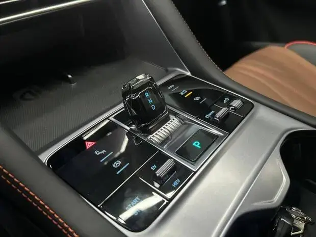 Byd Song Plus Premium (Híb.)
