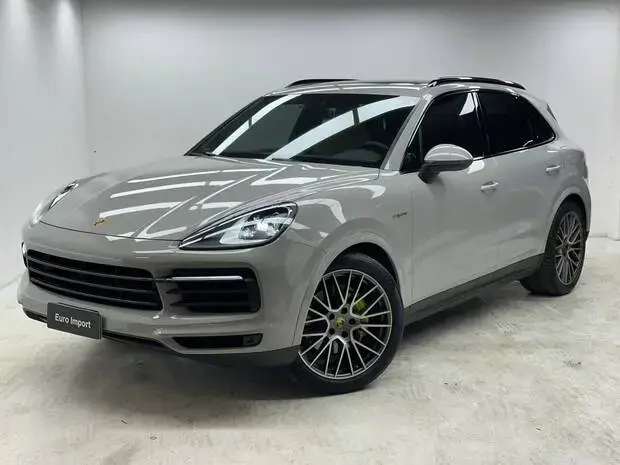 Porsche Cayenne 3.0 V6 462cv (Híbrido)