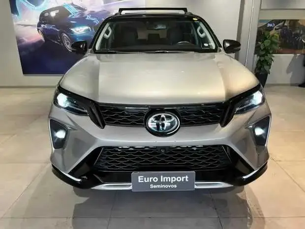 Toyota SW4 SRX Platinum 2.8 Turbodiesel 4x4 (Aut.) (7 Lugares)