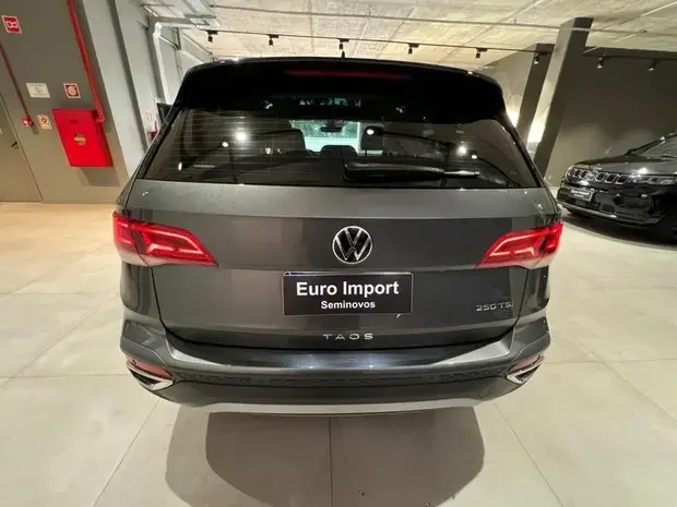 Volkswagen Taos Highline 1.4 TSI