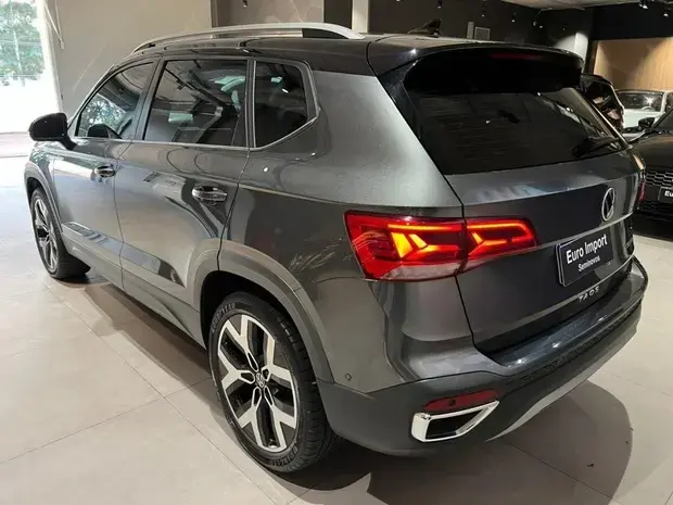 Volkswagen Taos Highline 1.4 TSI