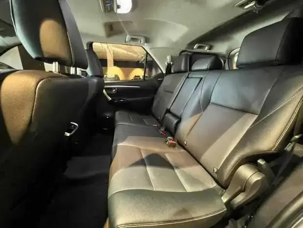 Toyota SW4 SRX Platinum 2.8 Turbodiesel 4x4 (Aut.) (7 Lugares)