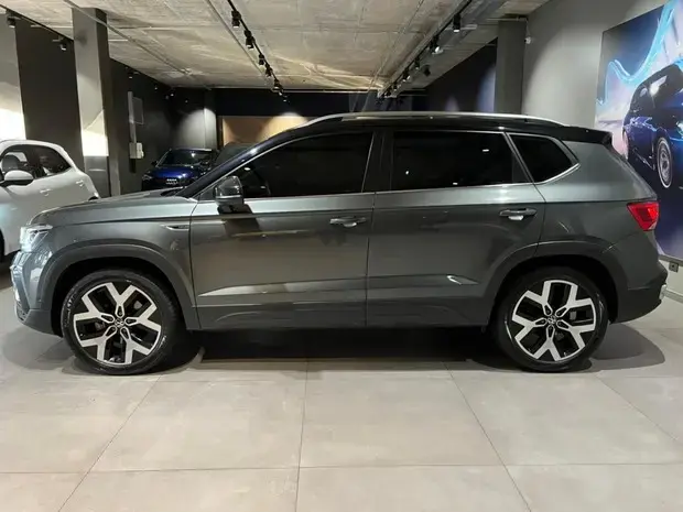 Volkswagen Taos Highline 1.4 TSI