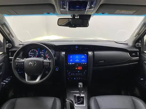 Toyota SW4 SRX Platinum 2.8 Turbodiesel 4x4 (Aut.) (5 Lugares)