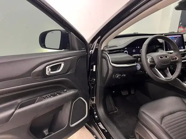 Jeep Commander Longitude 1.3 T270