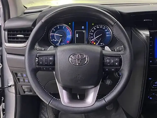 Toyota SW4 SRX Platinum 2.8 Turbodiesel 4x4 (Aut.) (5 Lugares)