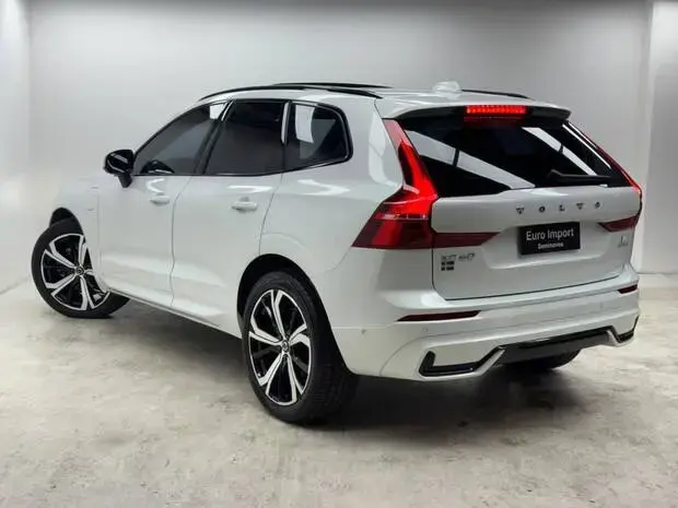 Volvo XC60 Recharge Ultimate Dark 2.0