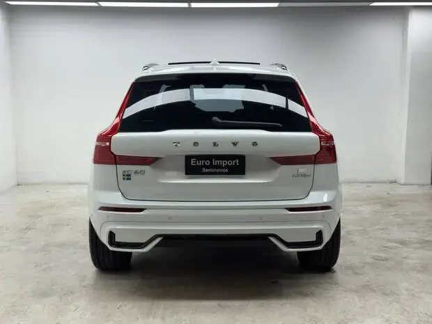Volvo XC60 Recharge Ultimate Dark 2.0