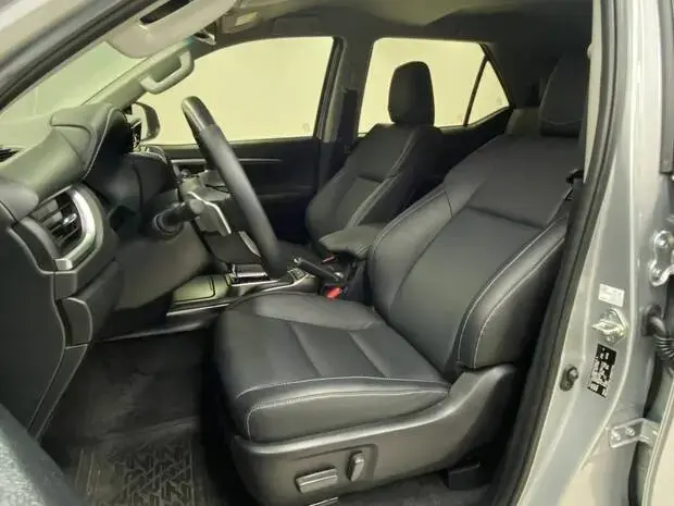 Toyota SW4 SRX Platinum 2.8 Turbodiesel 4x4 (Aut.) (5 Lugares)